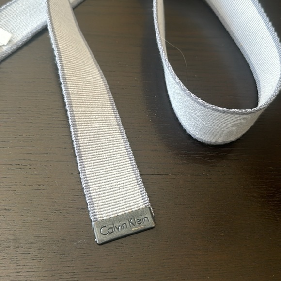 Calvin Klein Grey Belt (size 31) - Picture 2 of 4